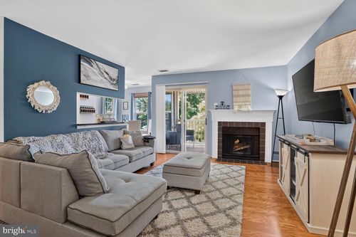 1783-j-1783 Jonathan Way, RESTON, VA, 20190-3536 | Card Image