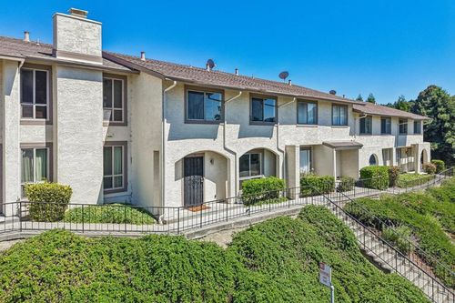16 Greenview Ln, Richmond, CA, 94803-1208 | Card Image