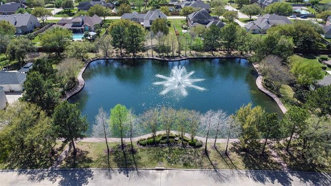 Love the entrance to this section of Lakes of Fairhaven! | Image 42
