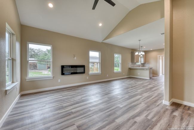 954 Ridge Trl, House other with 3 bedrooms, 2 bathrooms and null parking in Spring Branch TX | Image 7