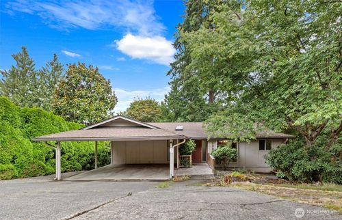 3322 102nd Ave Ne, Bellevue, WA, 98004-1921 | Card Image