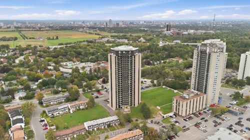 806-900 Dynes Rd, Ottawa, ON, K2C3L6 | Card Image