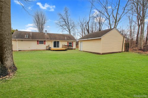 7175 Ozga St, Romulus, MI, 48174-1325 | Card Image