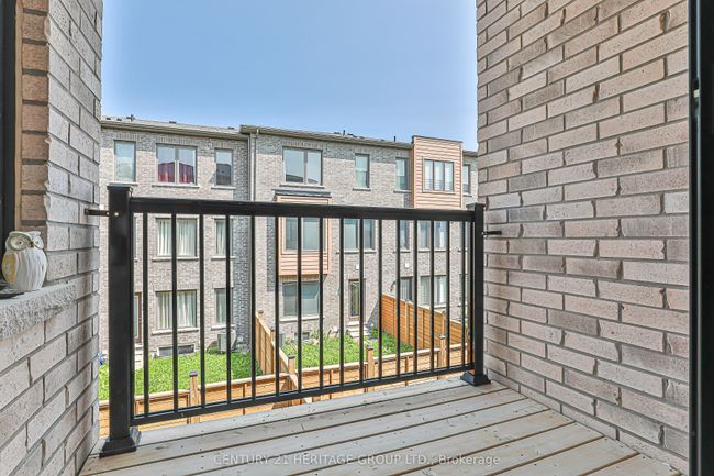20 Vantage Loop, House attached with 4 bedrooms, 4 bathrooms and 2 parking in Newmarket ON | Image 13