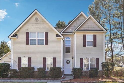 370 Shadowbrooke Dr, Loganville, GA, 30052-8239 | Card Image