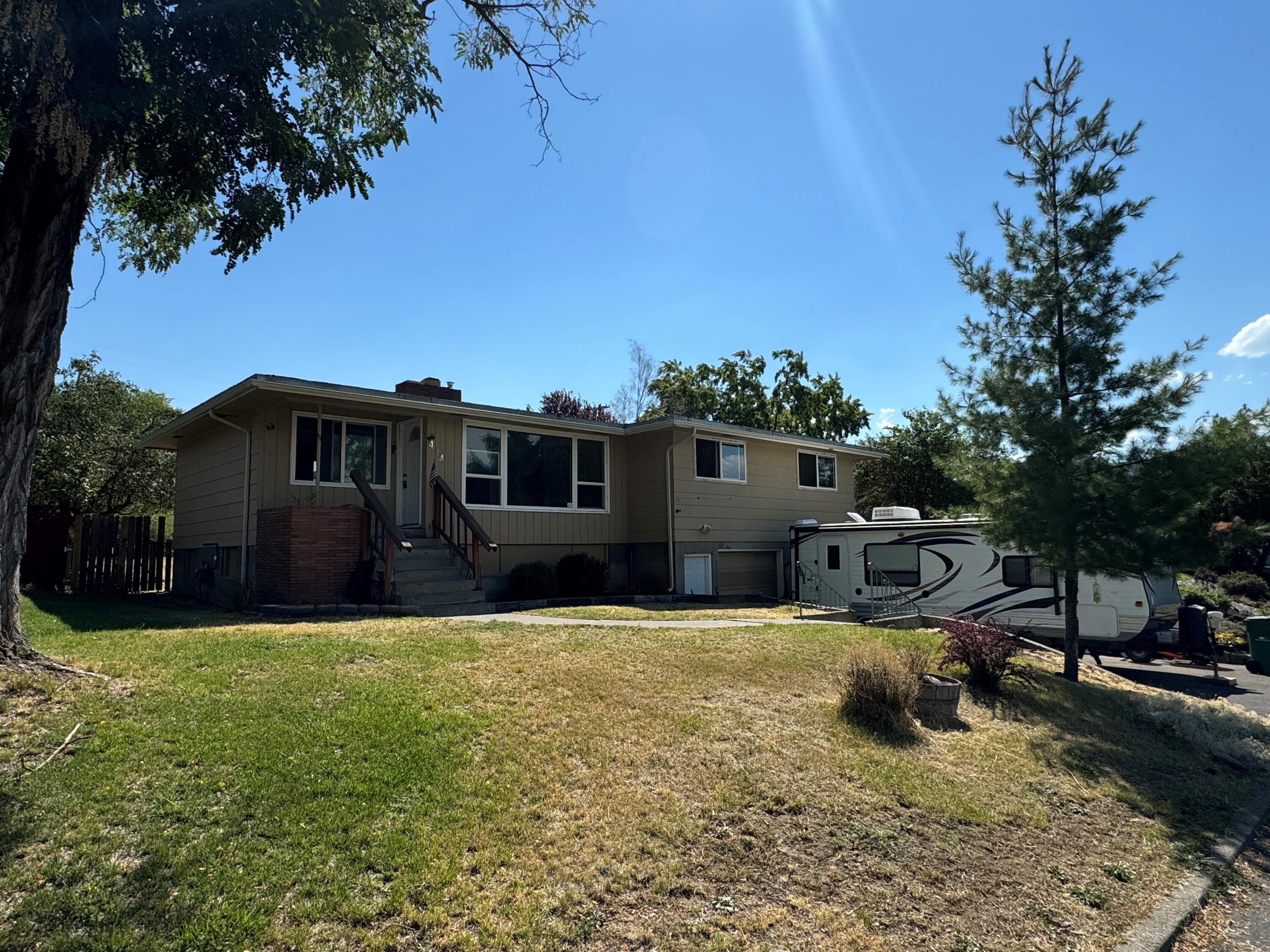 Donald St, Klamath Falls, OR 97601
