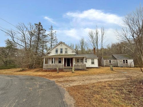 15 Newberry Ln, Hope Valley, RI, 02832-1803 | Card Image
