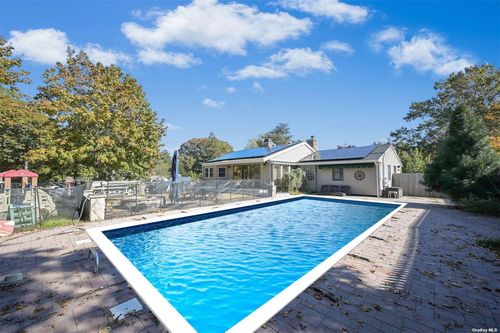 16 Walnut Dr, Shoreham, NY, 11786-1553 | Card Image