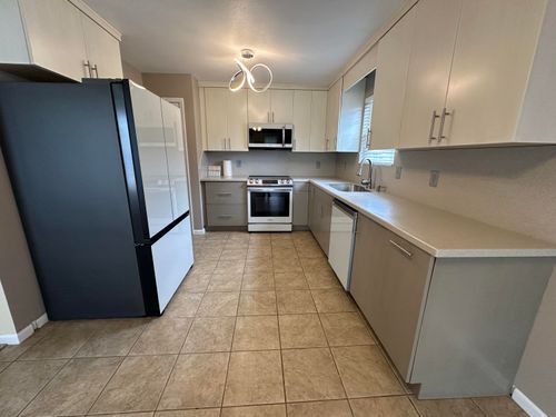 100 Port Way, COLUMBIA, MO, 65201-2815 | Card Image