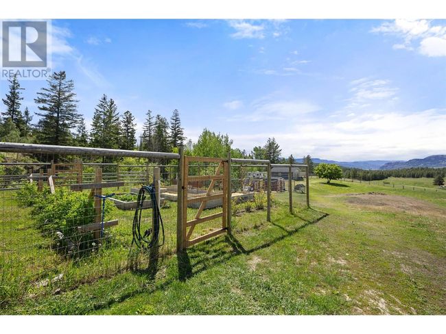 2029 Duck Range Rd, House other with 4 bedrooms, 2 bathrooms and 1 parking in Pritchard BC | Image 56