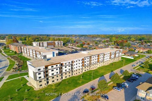 102-2550 Sandwich Pky W, Lasalle, ON, N9H0N4 | Card Image