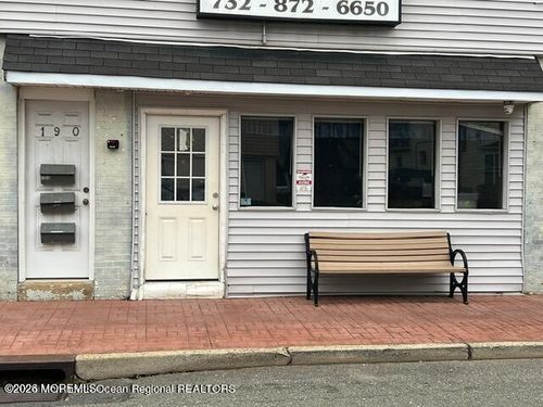190 Bay Ave, Highlands, NJ, 07732-1664 | Card Image