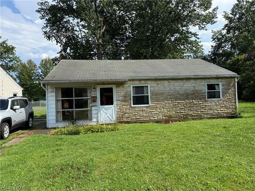 19006 Melville Road, Cleveland, OH, 44110 | Card Image