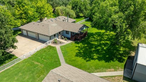 8425 S Lulu Ave, Haysville, KS, 67060-7754 | Card Image
