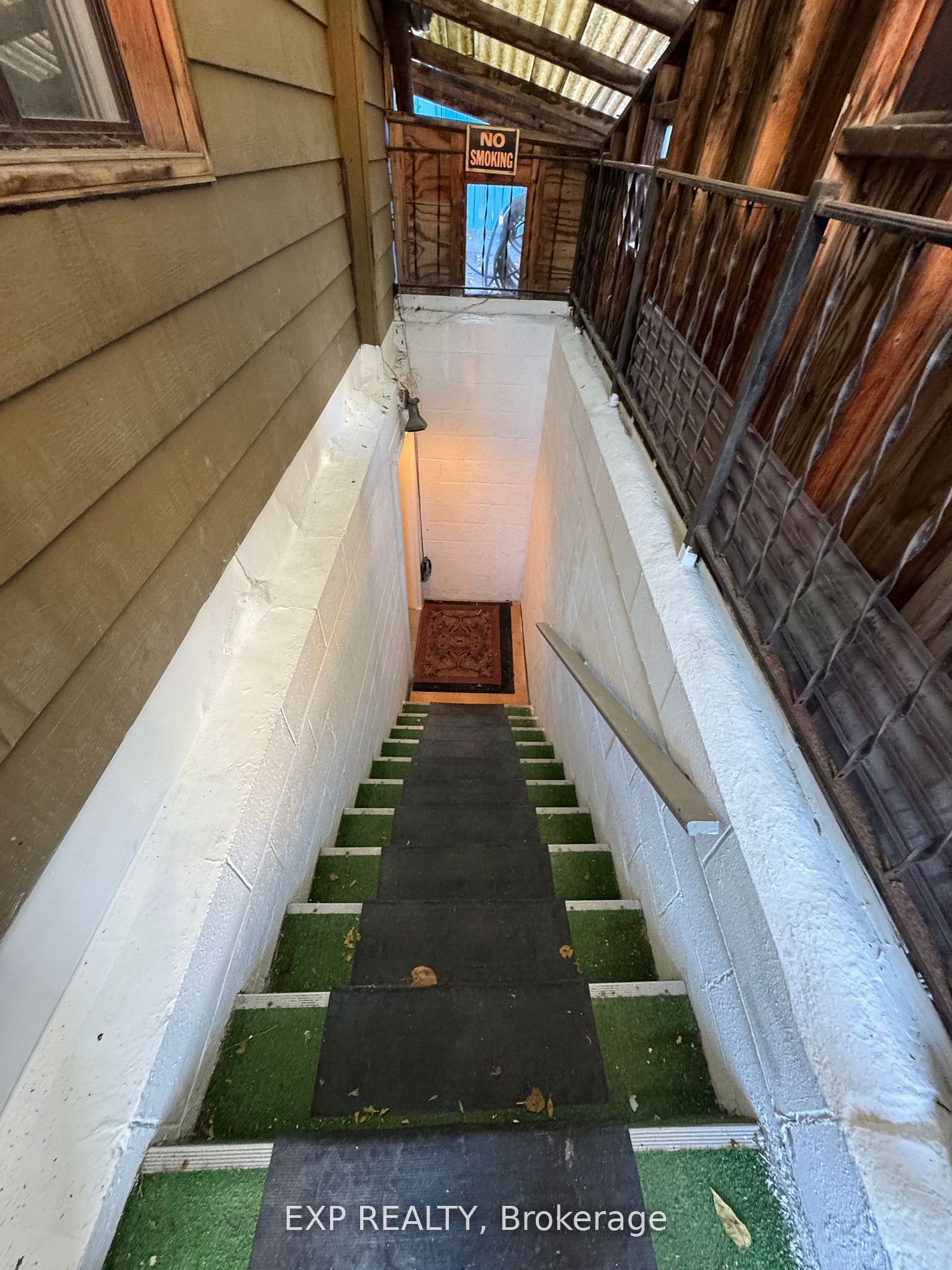 Residential Lease in Toronto W02 3