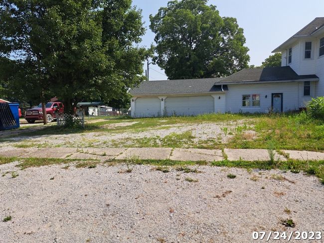 102 W Hackett St, House other with 4 bedrooms, 2 bathrooms and null parking in Carlisle IN | Image 33