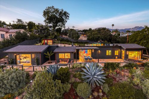 2700 Exeter Pl, SANTA BARBARA, CA, 93105-2216 | Card Image