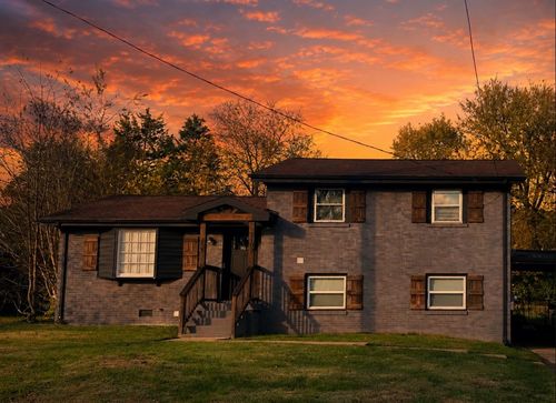 3107 Meadowside Ln, Nashville, TN, 37207-2814 | Card Image