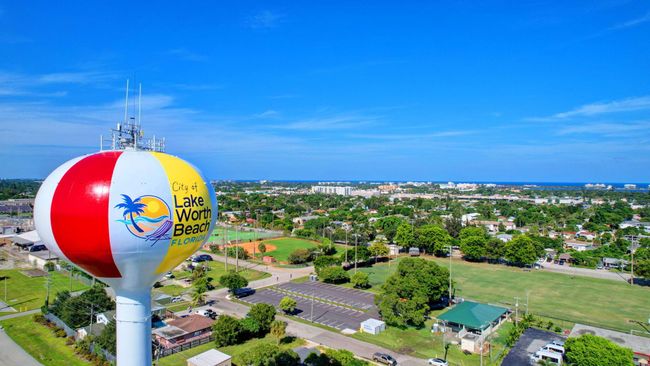 323 S E St, Home with 0 bedrooms, 0 bathrooms and null parking in Lake Worth Beach FL | Image 4