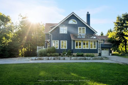 11515 22 Sideroad, Limehouse, ON, L0P1H0 | Card Image