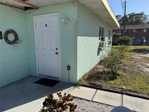 d-104 Base Ave W, VENICE, FL, 34285-3826 | Card Image