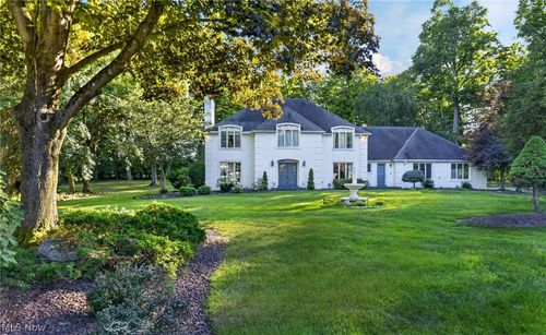 1969 Twin Oaks Dr, Girard, OH, 44420-1655 | Card Image