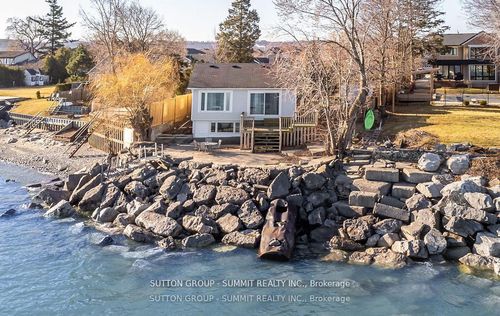 18 1/2 Lakeshore Dr, Stoney Creek, ON, L8E5C6 | Card Image