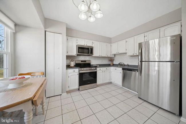 10602 Budsman Ter, Townhouse with 3 bedrooms, 4 bathrooms and null parking in DAMASCUS MD | Image 12