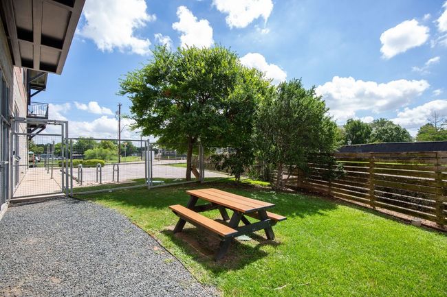 Outside area to chill | Image 13