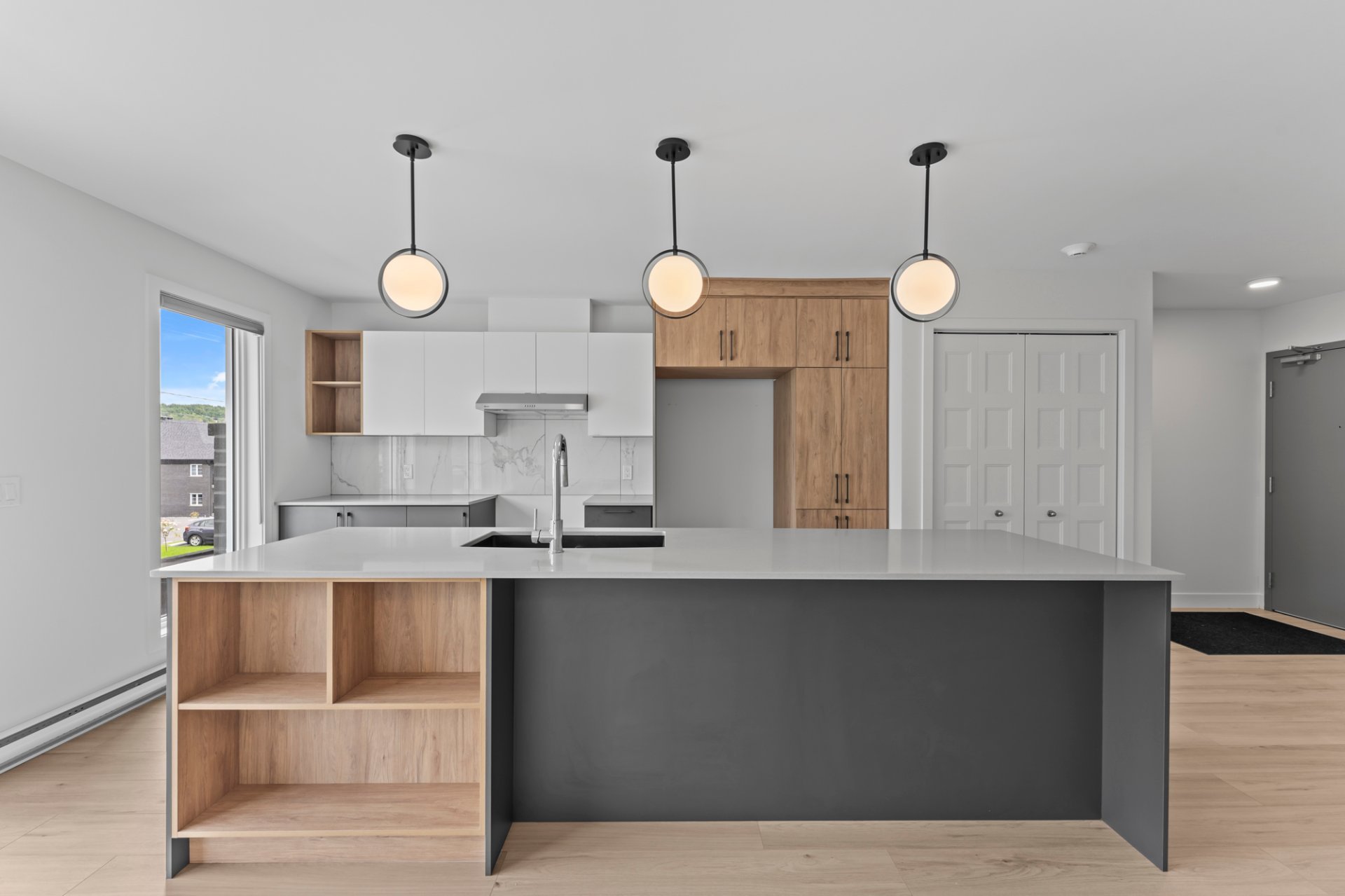 Residential Lease in Sherbrooke (Fleurimont) 3