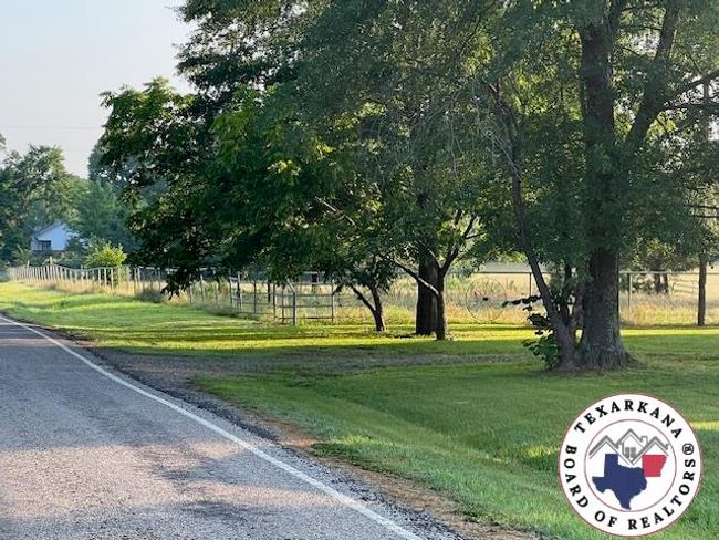3134 &amp; 3138 Fm 1398, Home with 2 bedrooms, 1 bathrooms and null parking in Hooks TX | Image 21