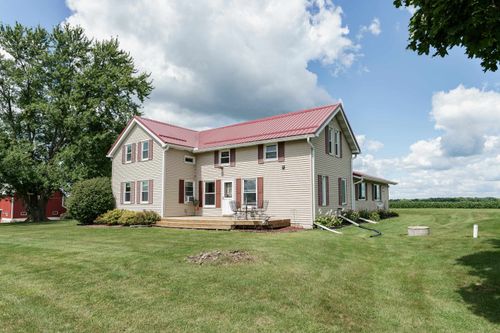 722 Maple Grove Rd, Edgerton, WI, 53534-9516 | Card Image