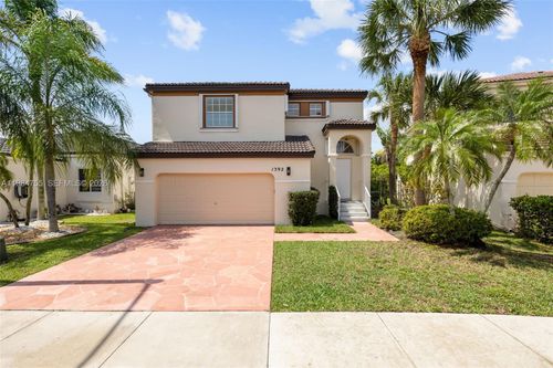 1392 Nw 159th Ln, PEMBROKE PINES, FL, 33028-1632 | Card Image