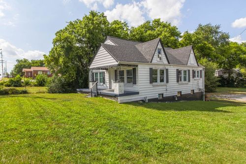 435 E Trinity Ln, Nashville, TN, 37207-4562 | Card Image