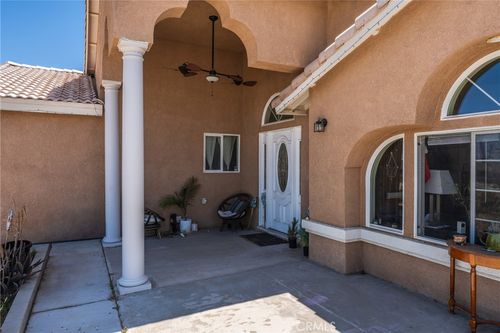 15921 Pine St, Hesperia, CA, 92345 | Card Image