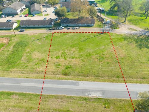 9746 W Feliciana Pkwy, Saint Francisville, LA, 70775 | Card Image