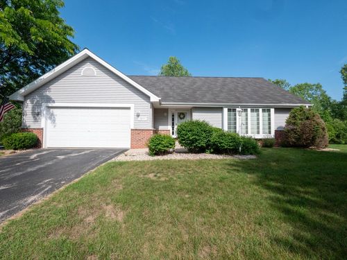 2671 W Wingate Lane, West Bend, WI, 53090 | Card Image