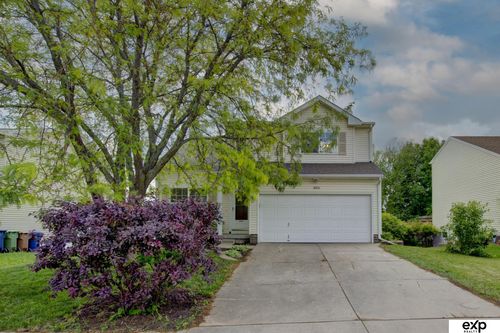 3003 Sheridan Rd, Bellevue, NE, 68123-2282 | Card Image