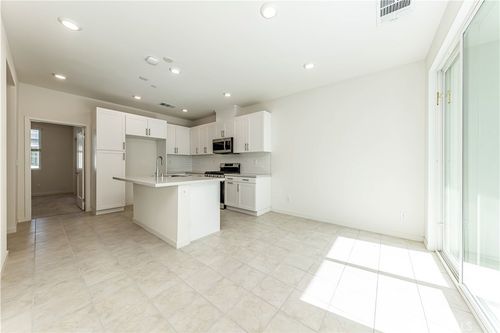 unit-5-3620 S Allston Paseo, Ontario, CA, 91761-4142 | Card Image