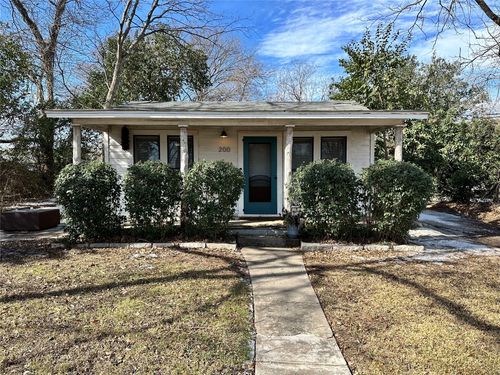 200 S Cedar St, Buda, TX, 78610-3357 | Card Image