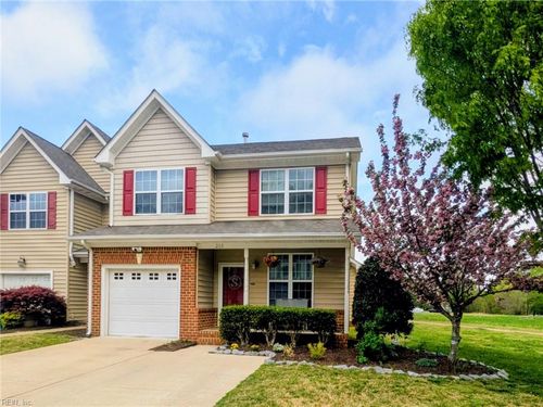 215 Monticello Ct, Smithfield, VA, 23430-5986 | Card Image