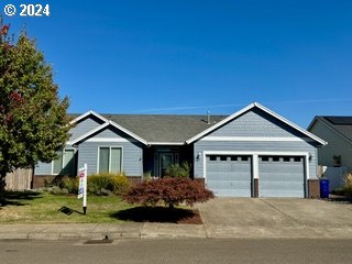 Coho St, Molalla, OR 97038