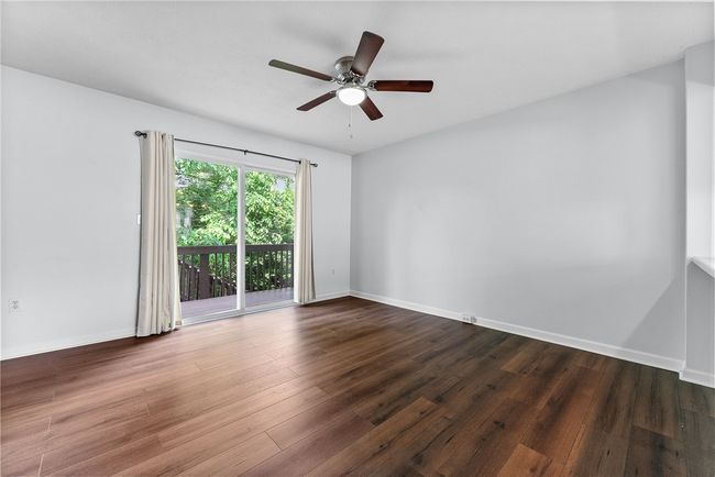 206 Mountain Dr, Townhouse with 3 bedrooms, 3 bathrooms and 2 parking in Carnegie PA | Image 8