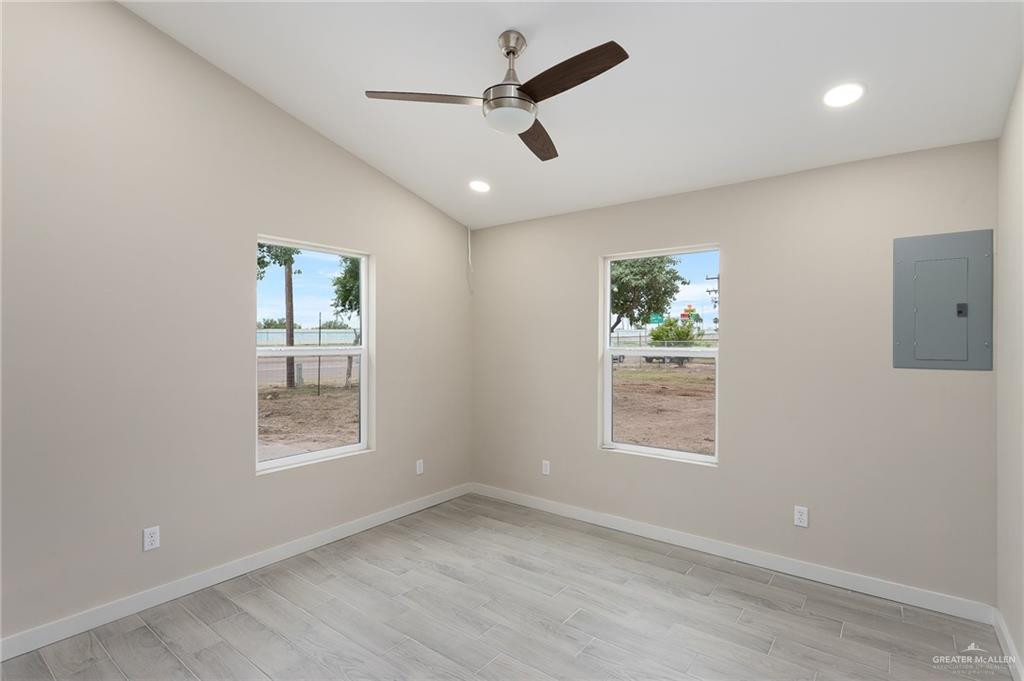Land in Edinburg 5