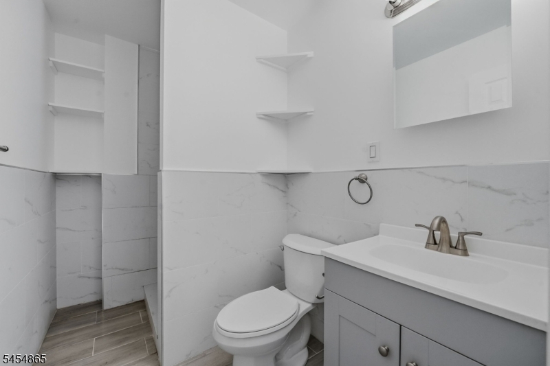 Residential Lease in Paterson City 4