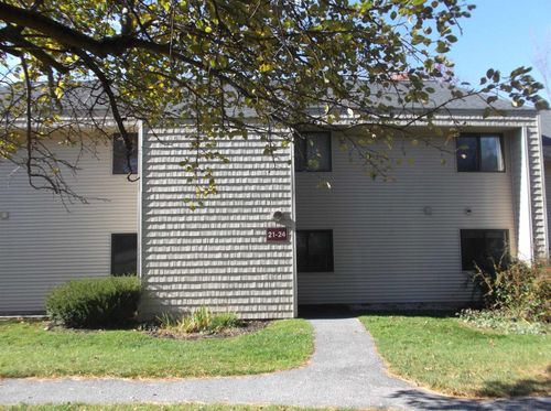 23 Bayberry Ln, South Burlington, VT, 05403-8205 | Card Image