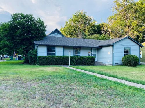 718 Crescent St, Denton, TX, 76201-2810 | Card Image