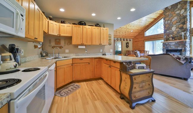 302 Birch St S, Townhouse with 2 bedrooms, 2 bathrooms and null parking in Hackensack MN | Image 6