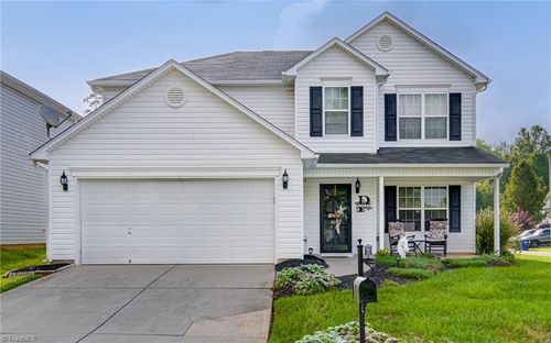 4095 Heather View Ln, Winston Salem, NC, 27127-4517 | Card Image