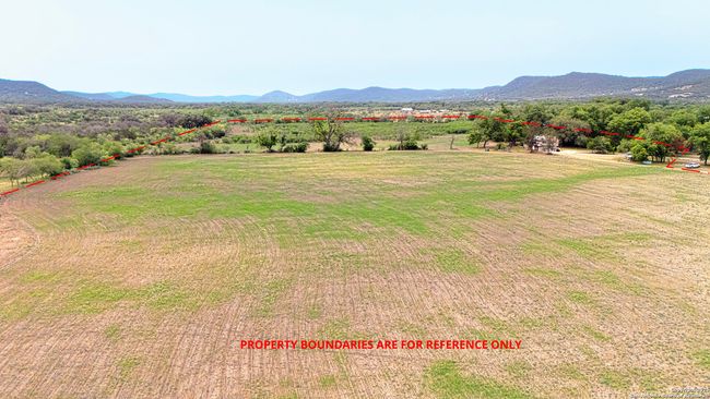 6671 Ranch Road 1120, Home with 4 bedrooms, 3 bathrooms and null parking in Rio Frio TX | Image 45
